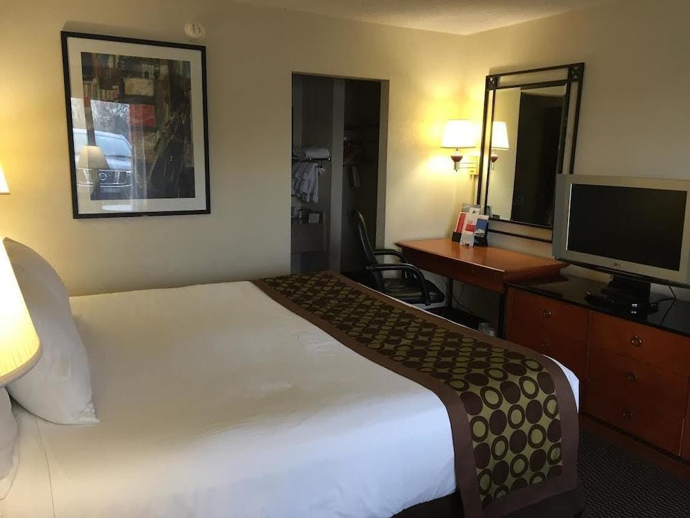 Ramada By Wyndham Pikesville/Baltimore North Εξωτερικό φωτογραφία